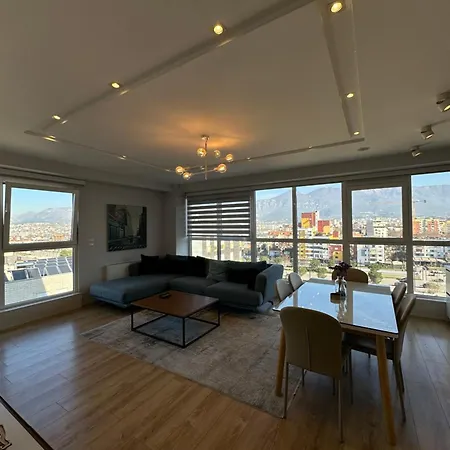 Deluxe Apartament Boulevard Tirana