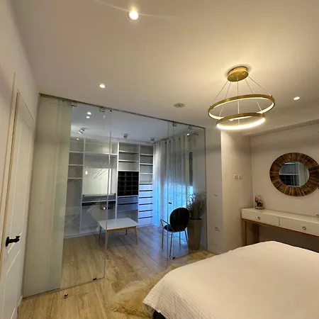 Apartment Deluxe Apartament Boulevard *